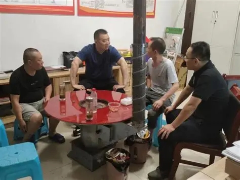 人性逐利是本能，人挣钱的目的是为了远离人群，而不是合群。-王叔叔强势文化信息传播平台